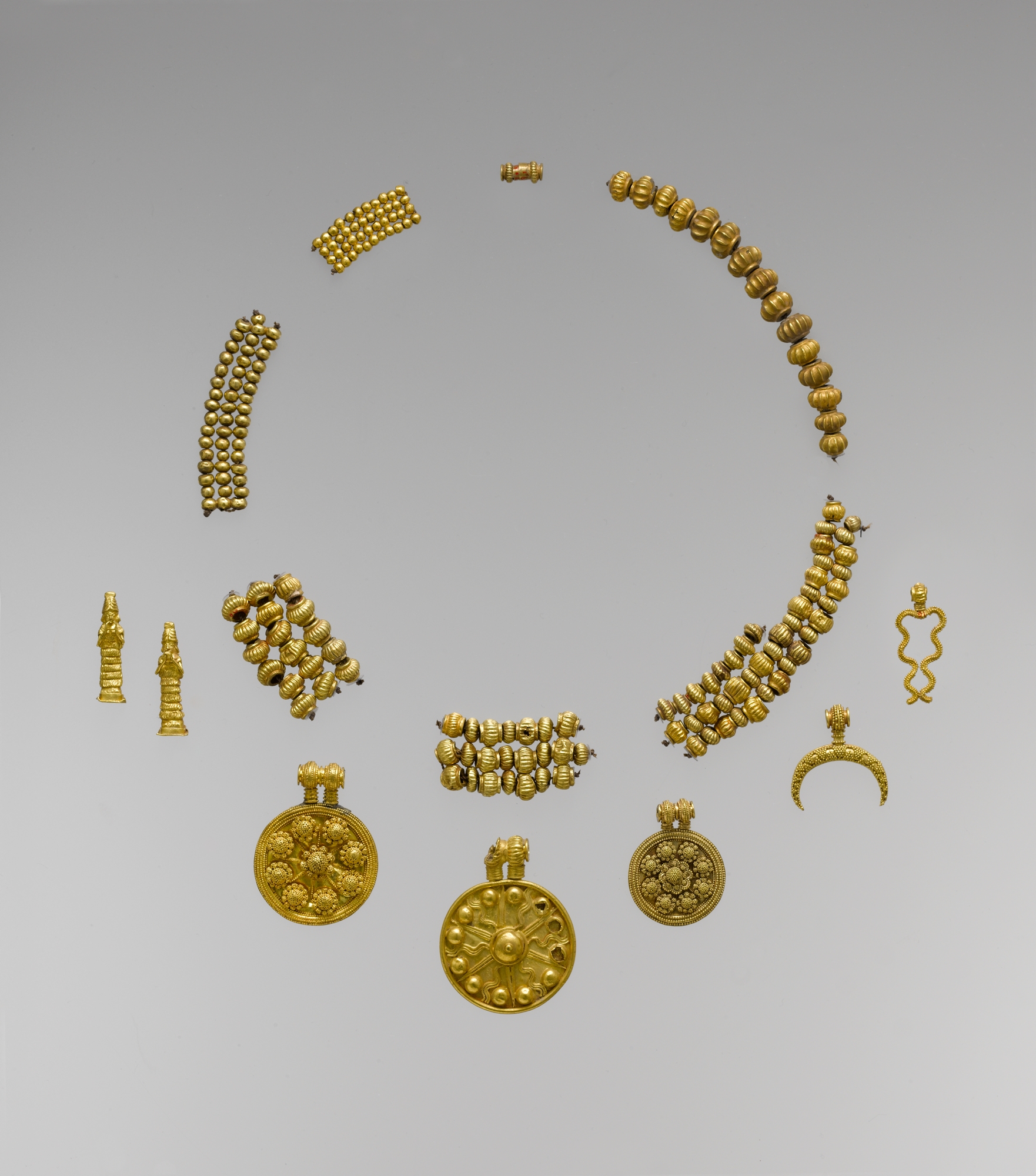 Pendentifs et perles en pierres précieuses, joaillerie éthique haut de gamme